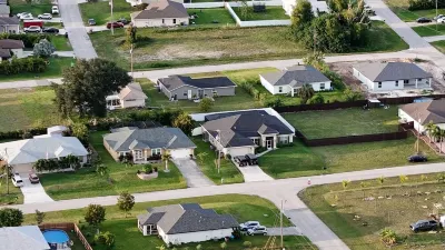 Charming 4-bedroom house in Cape Coral with WiFi and AC