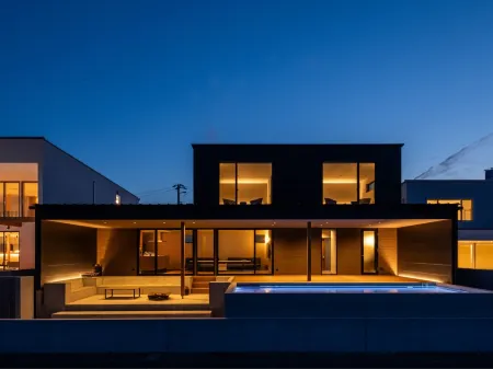 SETO CLAS TSUDA THE BEACH RESORT B Отели рядом со станцией JR Tsuruwa station