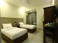 Hotel Rainbow Отели рядом с достопримечательностью «Радж Селфи Пойнт»