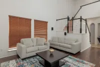 Ideal Spot for Work or Leisure — Walk Everywhere! Hotels in Euless