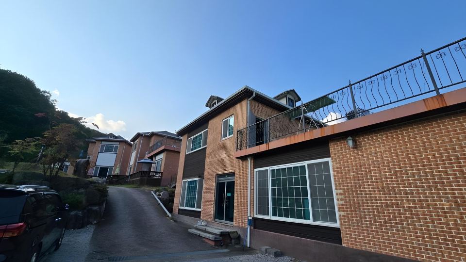 Dolmadang Cheongsu Pension