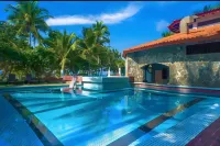 Las Olas Beach Resort - Gym