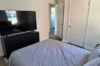 Sleeps 8, YSU, Fairgrounds, Wi-Fi, EV1, Remote