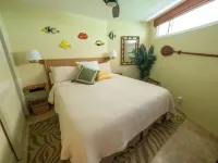 Sunset in Paradise Oceanfront 1Br/1BA Condo at Kona Reef Fast WiFi & Dual AC