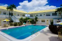 Club Lux Resort by the Beach Hotels in Deerfield Beach
