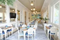 Noor Hotel
