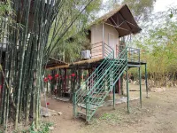 Bobo Glamping Hotels in Dien An