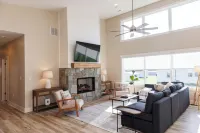 New 4-bedroom house in Buena Vista with WiFi and AC near SVU