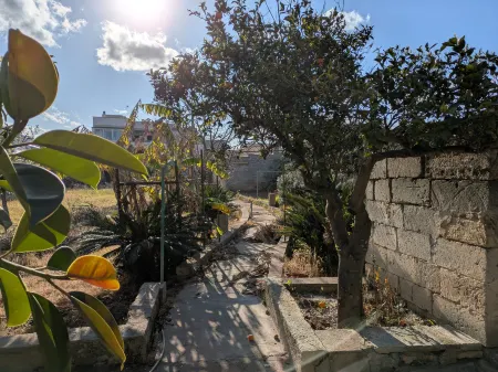 Casa Aurora - Restful garden and BBQ in the heart of Salento Отели в г. Скоррано