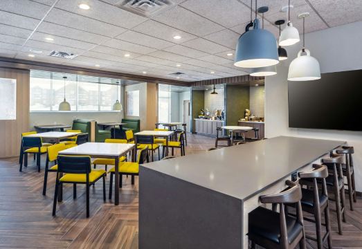 페어필드 인 객실