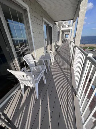Gorgeous Oceanview Condo in Old Orchard Beach