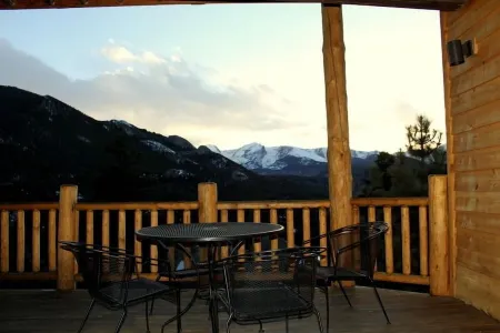 Massive Luxury Mountain Home Great For Families #20-NCD0224 Отели рядом с достопримечательностью «Гоблинс Форест»