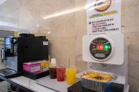 Yeoju Reverse Hotel - parking