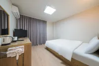 Yangpyeong Blue Hill Motel Dumulmeori Branch โรงแรมใกล้ตลาด Yangsuri Market