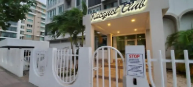 Brisa Marina 2Bdr Pool Parking Beachside
