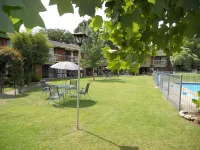 Motel Sierra - Bright