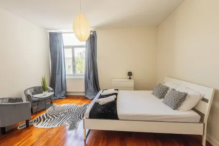 Chambres Cosy dans Une Grande maison