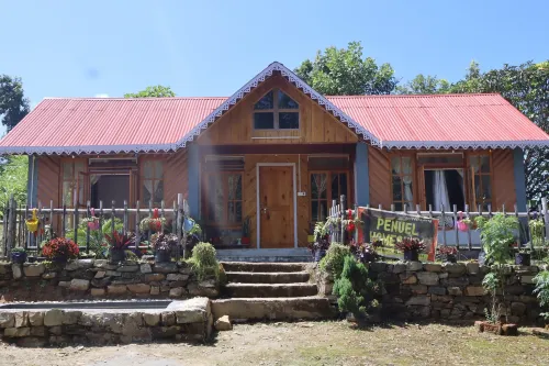 Penuel Homestay - 2-Star