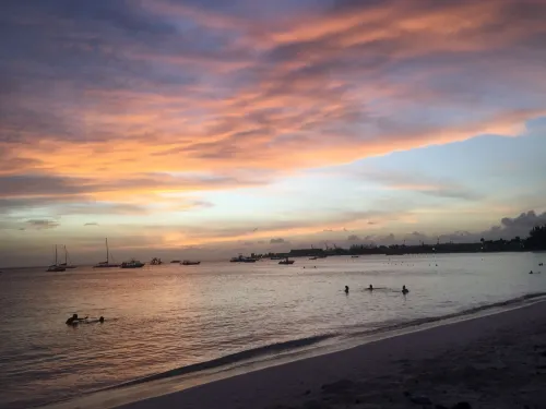 Barbados Chi Guest House