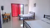 The Palines Apartment Hotel