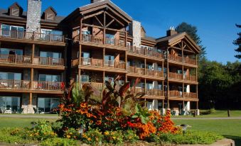 Le Grand Lodge Mont Tremblant