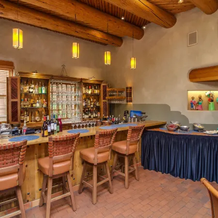 Inn on the Alameda