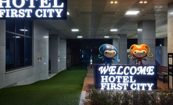 Yeosu Ungcheon First Hotel