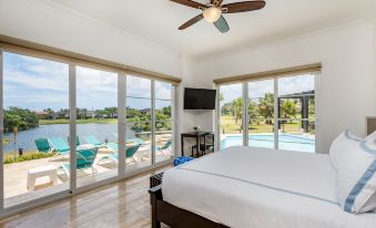 Amazing Private Villa with Chef & Maids