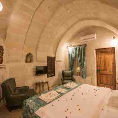 Charming Cave Hotel Rooms