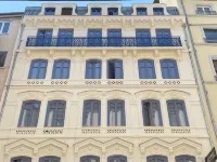 Hotel de Paris Отели в г. Отель-де-Виль