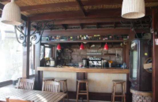 阿里葉哈尼姆酒店