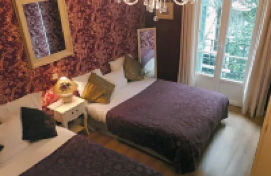 โฮเทล วีลา ริโวลี