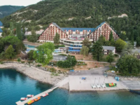 Village Club les Hyvans Hôtels à : Chorges