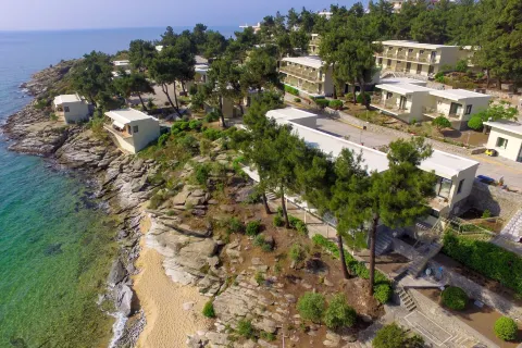 Tosca Beach Hotel