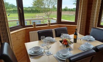 Green View Lodges