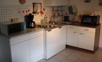 Ferienwohnungen Hees - Housity