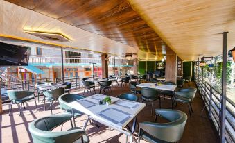FabHotel Hadimba Valley
