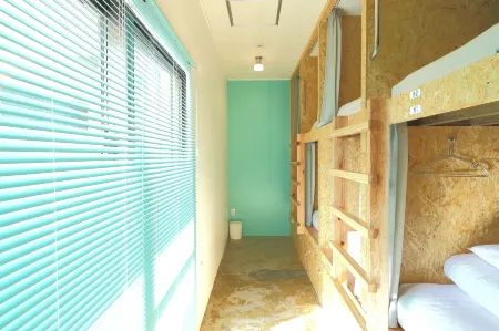 Seawall Hostel