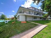 Plush Villa Apartment in Tavullia with Hot Tub