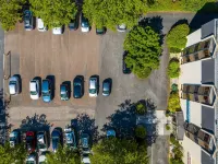 Logis Hotel Noemys Brive - Restaurant le Teinchurier - Parking