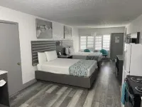 Casa Loma Panama City Beach - Beachfront Hotels in Bay County