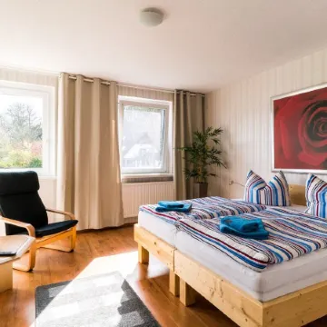 Landhotel Cafe Prälank Отели в г. Нойштрелиц