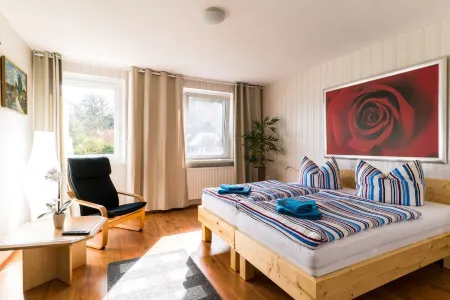 Landhotel Cafe Prälank Отели в г. Блуменхольц