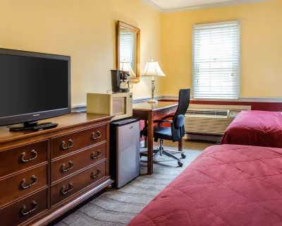 Clarion Inn Strasburg - Lancaster Hotels in Strasburg Township