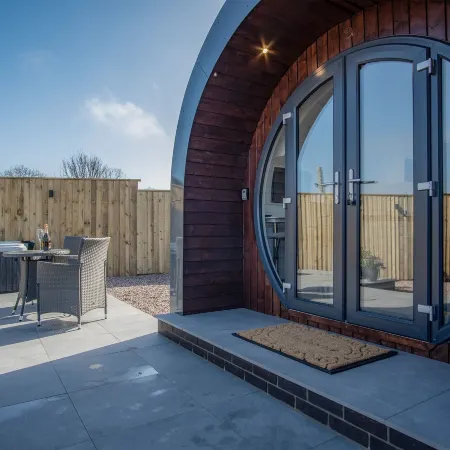 Bracken Burrows - 1 Bedroom Pod - New Hedges