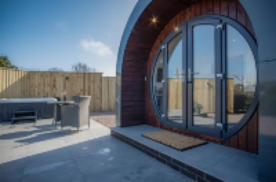 Bracken Burrows - 1 Bedroom Pod - New Hedges