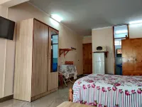 Pereybere Beach Apartments Hotels in Pereybere Beach