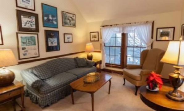 Arlington's West Mountain Inn