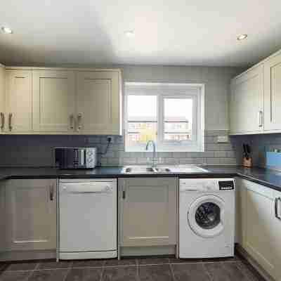Tranquil Telford Retreat - 3 Bedroom House Rooms