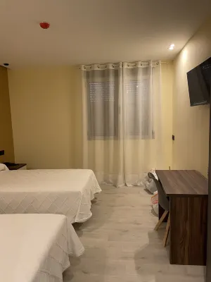Aureo Alojamiento Urbano Hotels in Archena